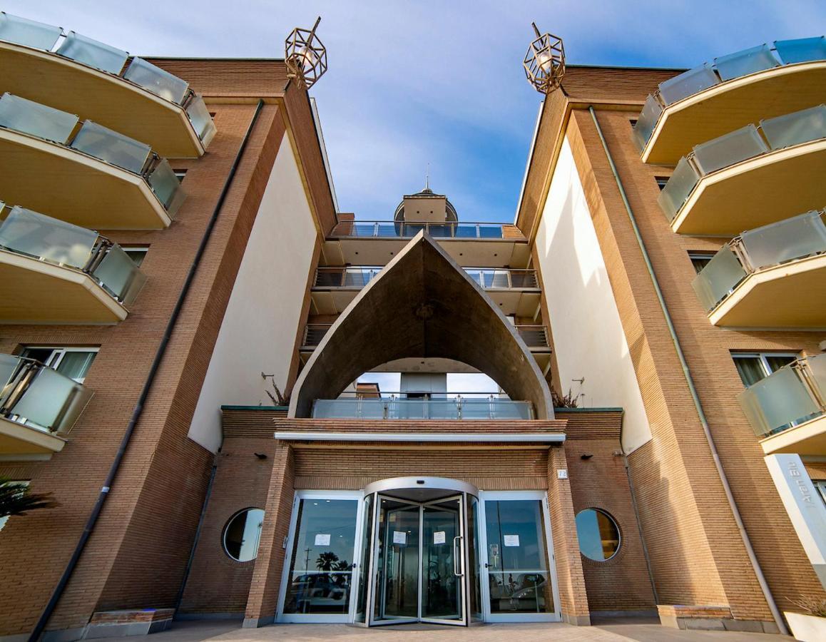 Smy Aran Blu Roma Mare Hotel Lido di Ostia Exterior foto