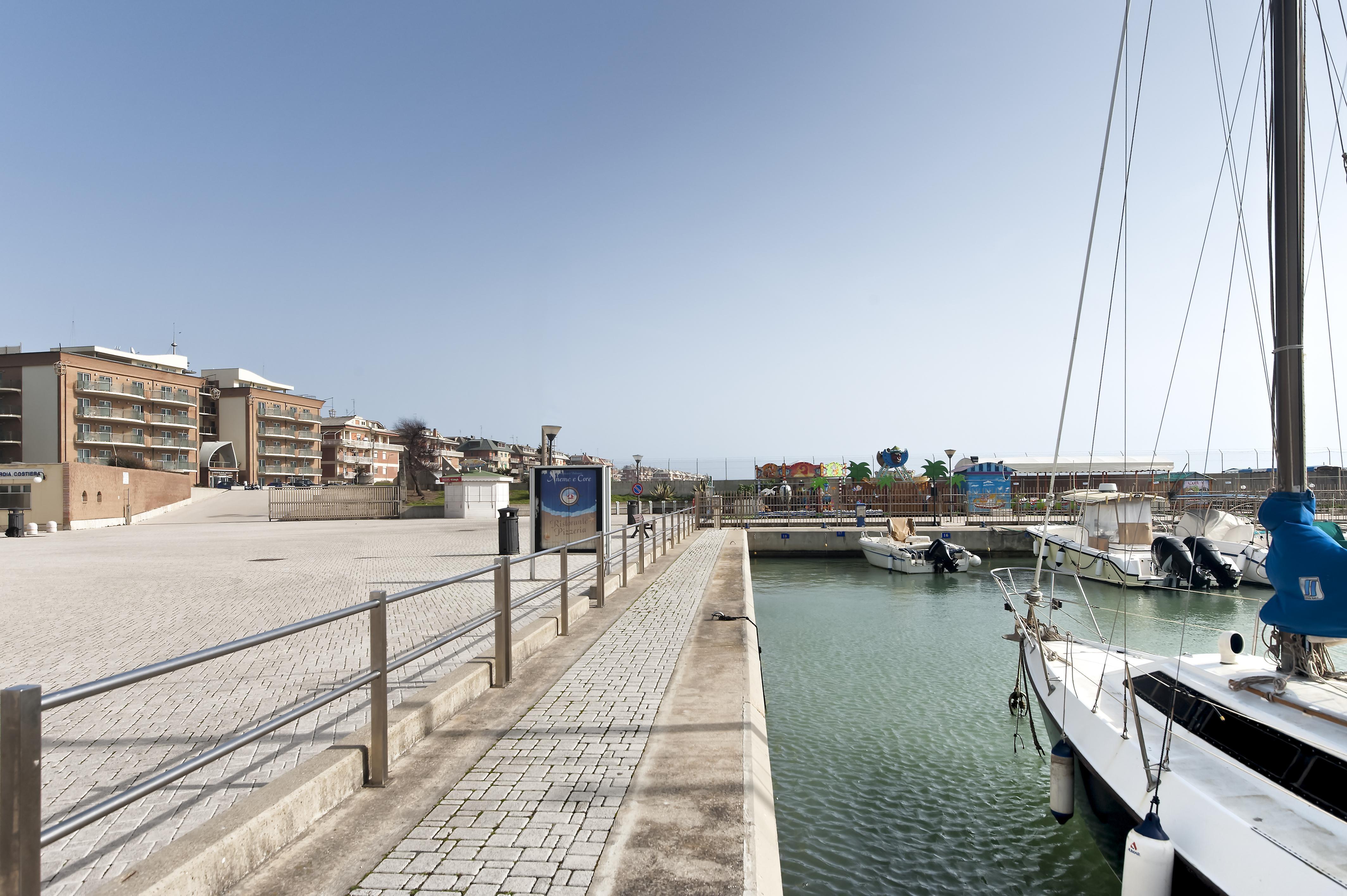 Smy Aran Blu Roma Mare Hotel Lido di Ostia Exterior foto