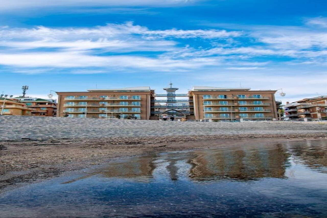 Smy Aran Blu Roma Mare Hotel Lido di Ostia Exterior foto